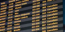 Oggi sciopero del trasporto aereo: voli cancellati, disagi in tutta Italia