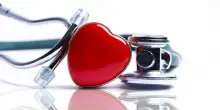 Dallo stop al fumo a meno sale, le 5 regole per la salute del cuore
