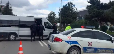 Sparatoria in una scuola superiore in Turchia, feriti 8 studenti. Arrestato presunto attentatore