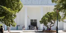 Biennale d'Arte, la Giuria internazionale si &egrave; dimessa in blocco
