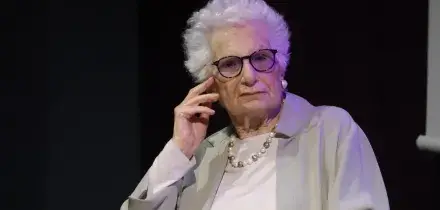 Processo agli haters di Liliana Segre, a Milano la prima condanna: quattro mesi di reclusione