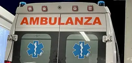 15enne si accascia a terra mentre gioca a tennis, muore in ospedale per arresto cardiaco