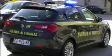 Rimini. Falso in atto pubblico, violenza privata, calunnia: indagati 8 agenti della polizia locale