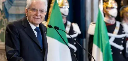 Mattarella: "Libert&agrave;, giustizia e pace guidino le Istituzioni e la societ&agrave;"