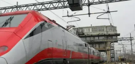 Sabotaggi su AV Roma-Napoli e Roma-Firenze, ritardi fino a 120 minuti. Salvini: "Nessuno minimizzi"