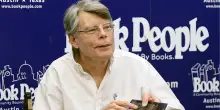 Un'America da incubo nel nuovo libro di Stephen King "Never Flinch - La lotteria degli innocenti"