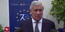 Tajani: "Lavoriamo per far tornare italiani da Iran e Israele, organizziamo charter da Egitto"