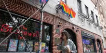 Dopo Budapest, New York: la parata Lgbtqia+ nella città di Stonewall. Perchè giugno è il Pride Month