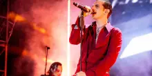 Achille Lauro fa sognare il Circo Massimo: "Sono grato". Poi l'annuncio: "Ci vediamo all'Olimpico"