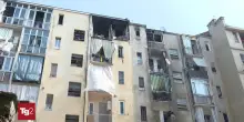 Esplosione a Torino: un morto tra le macerie e un ferito grave. Il palazzo è sventrato