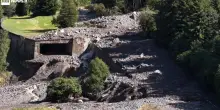 La colata di fango, sassi e detriti in Valtellina: le immagini dal drone