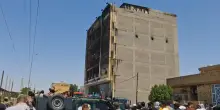Quello che rimane del centro commerciale andato a fuoco in Iraq