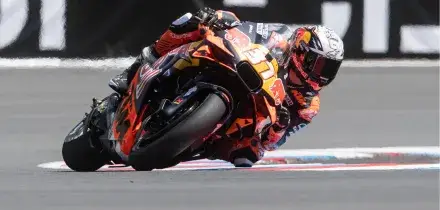 MotoGp. La Ktm parte forte nelle "libere", 1&deg; Acosta e 2&deg; Espargar&ograve;