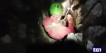 Cuneo: dopo 24 ore bloccato nella grotta a -40 metri, lo speleologo è salvo