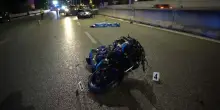 Bari, donna si ferma in tangenziale per soccorrere dei motociclisti e muore travolta da un Suv