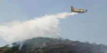 Legambiente, emergenza incendi: bruciati 56.263 ettari, peggio del 2024