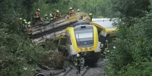 Germania: deraglia un treno con 100 passeggeri, 3 morti e 34 feriti
