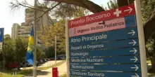 Intossicati dal botulino, in sei in ospedale. Sospesa la festa itinerante in attesa delle analisi