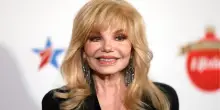 E' morta Loni Anderson, la bionda sexy della tv Usa anni '80, sposò Burt Reynolds