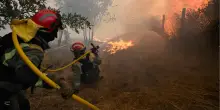 L'Europa nella morsa degli incendi: dodici roghi nelle Asturie, 126 in Grecia, 27 in Albania