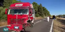 Stipati in 10 su un'auto omologata per sette, si schiantano nel Materano: 4 morti e 6 feriti