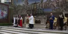 La preghiera ecumenica, il Papa termina il rito in Cappella Sistina e si avvia con Re Carlo