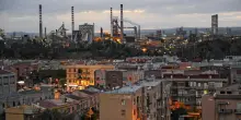 Ex Ilva, via libera ai commissari per trattare in esclusiva con Flacks