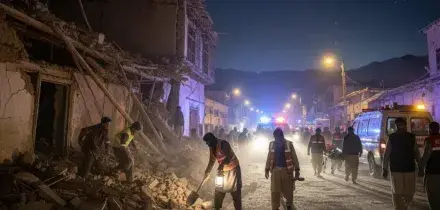 Afghanistan, scossa magnitudo 6,3. Si scava tra le macerie, si temono numerose vittime