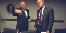 Le foto storiche: Dick Cheney con George W. Bush nel bunker dopo l’attacco dell’11 settembre