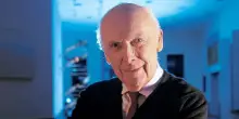 È morto James Watson, il premio Nobel che ha scoperto la struttura del DNA