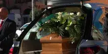 I funerali a Roma di Peppe Vessicchio, l'arrivo della salma in chiesa
