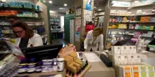 Farmaci, la spesa sfonda i 37 miliardi, più di 10 a carico dei pazienti. Boom psicofarmaci