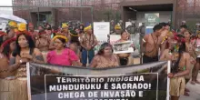 COP30: protesta degli indigeni dell'Amazzonia blocca i lavori della conferenza