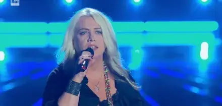 The Voice Senior, Alessandra Aldrelli con "America"