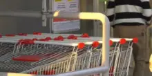 Licenziati con la tecnica del finto cliente in un supermercato Pam, la denuncia dei sindacati