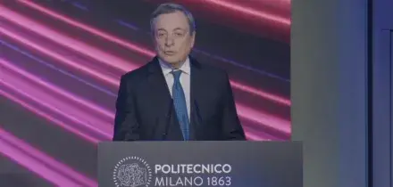 Ue, Draghi: stagnazione se non colma divario AI, tecnologia è motore prosperità