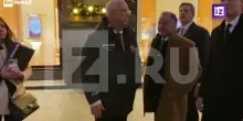 Witkoff e Dmitriev sono arrivati al Cremlino, a piedi - Video