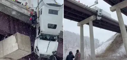 La cabina resta in bilico nel vuoto dopo l'incidente: salvato il camionista