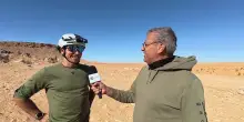 James Shirley, da Civitavecchia al Sahara in bicicletta: "Per arrivare caldo al Tembaine Rally"