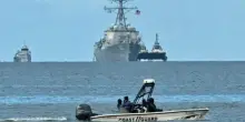 Nuovo raid americano su una barca di "narcos", quattro persone uccise per ordine di Hegseth