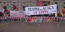 Scala, in piazza la protesta di proPal e lavoratori dello spettacolo
