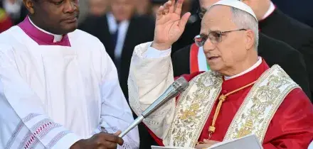 Leone XIV affida alla Vergine Maria la pace e la costruzione di un mondo più giusto