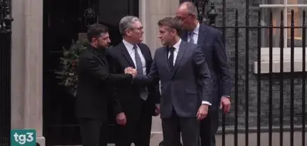 Diplomazia tutta in salita per Zelensky, a Londra insieme ai Volenterosi