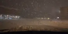 Camera car sotto i fiocchi: nevica intensamente a Prato Nevoso