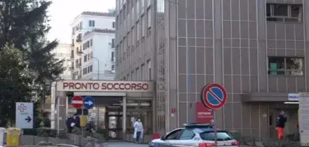 Napoli: bambina di due anni in ospedale per aver ingerito droga