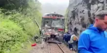 Scontro tra due treni diretti a Machu Picchu, un morto e quaranta turisti feriti