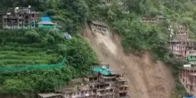 India, una frana trascina a valle un edificio nell'Himachal Pradesh colpito da piogge record