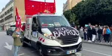 'Bye Bayrou', a Nantes si festeggia la caduta del governo