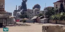 Gaza, tra i palazzi evacuati prima del bombardamento israeliano. La trappola di Hamas sugli ostaggi