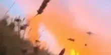 Bombe aeree colpiscono Zaporizhia: video mostra potenti esplosioni